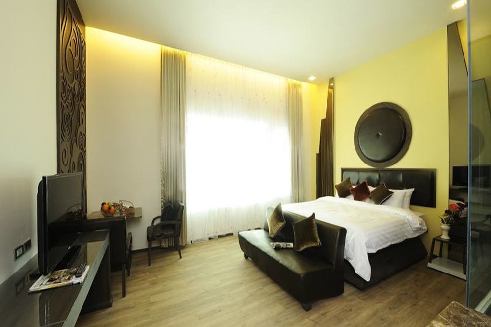 The Beverly Hills Hotel Nakhon Ratchasima Luaran gambar