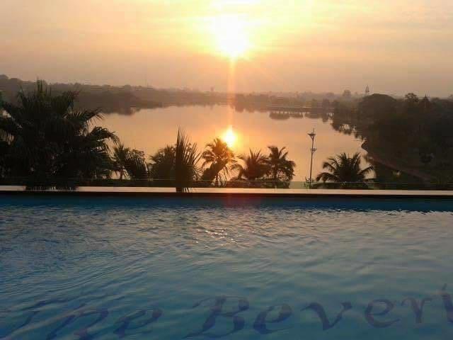 The Beverly Hills Hotel Nakhon Ratchasima Luaran gambar