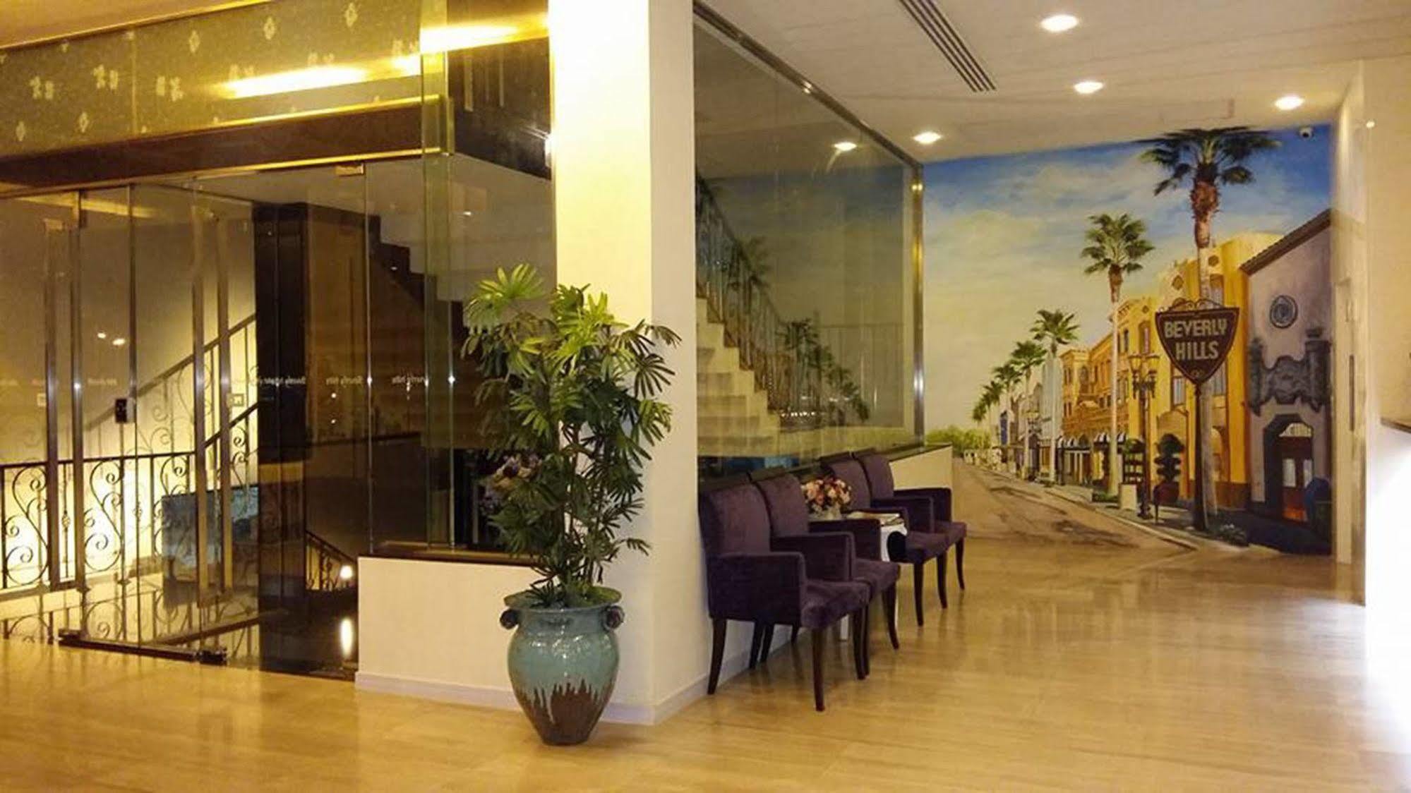 The Beverly Hills Hotel Nakhon Ratchasima Luaran gambar