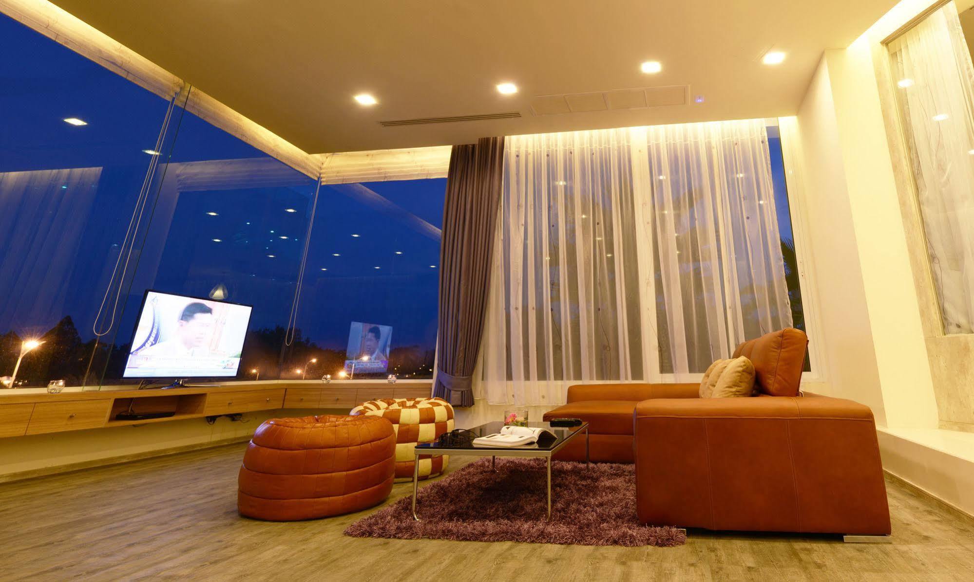 The Beverly Hills Hotel Nakhon Ratchasima Luaran gambar