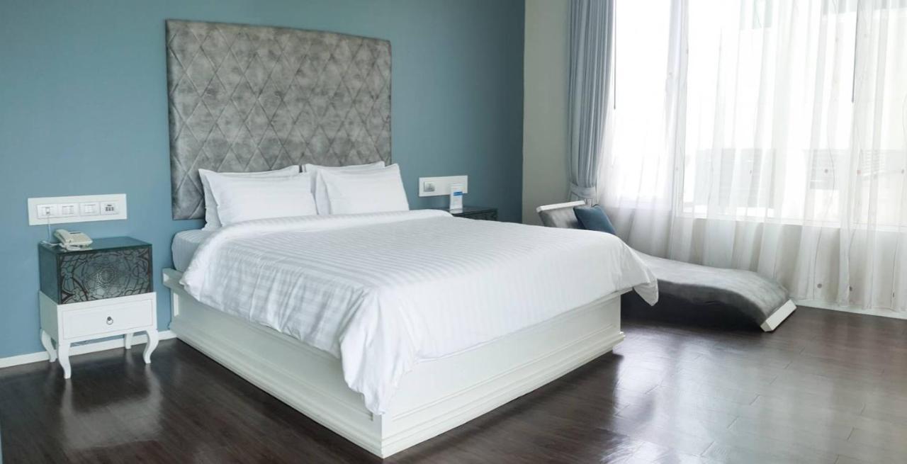 The Beverly Hills Hotel Nakhon Ratchasima Luaran gambar